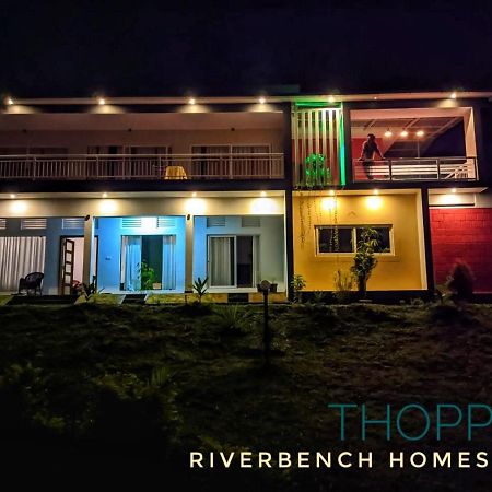 Riverbench Homestay Munnar, Anaviratty Extérieur photo