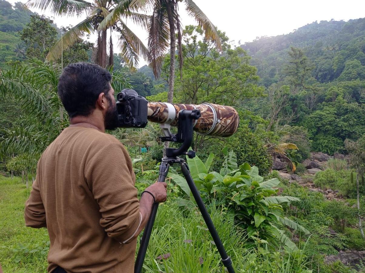 Riverbench Homestay Munnar, Anaviratty Extérieur photo